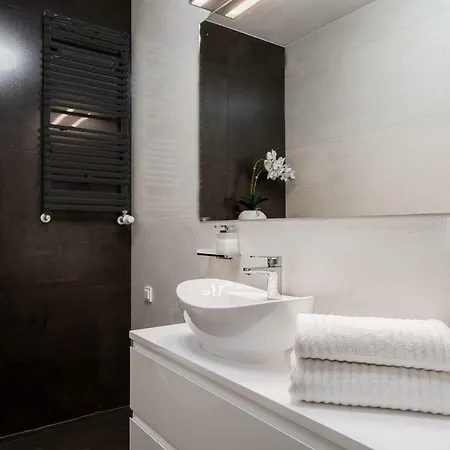 Art River View Aparthotel Wroclaw