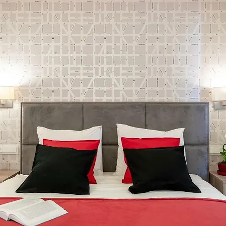 Aparthotel Art River View