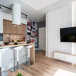 Art River View מלון דירות ורוצלב