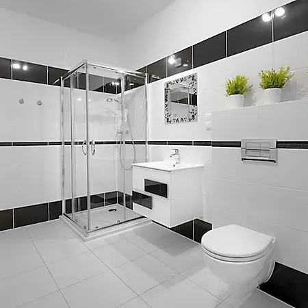 Art River View شقة فندقية فروتسواف