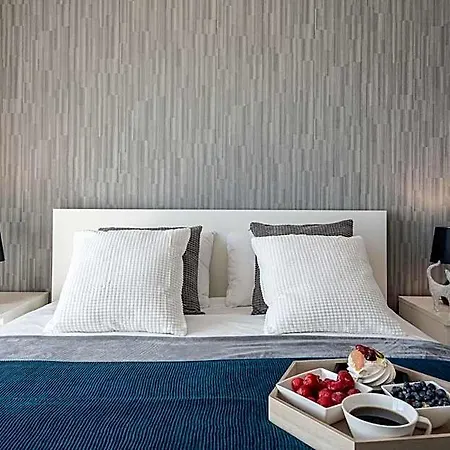 Art River View شقة فندقية فروتسواف