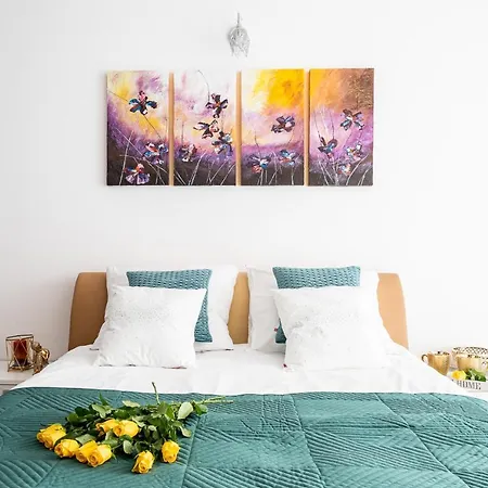 Art River View شقة فندقية فروتسواف